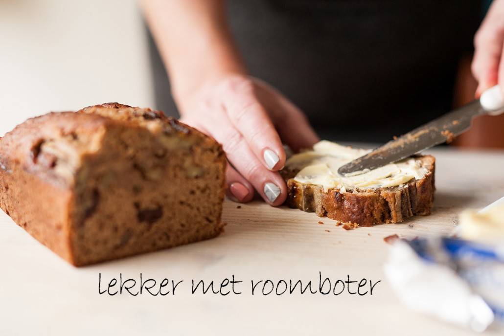 bananenbrood recept vers gebakken bananenbrood met roomboter